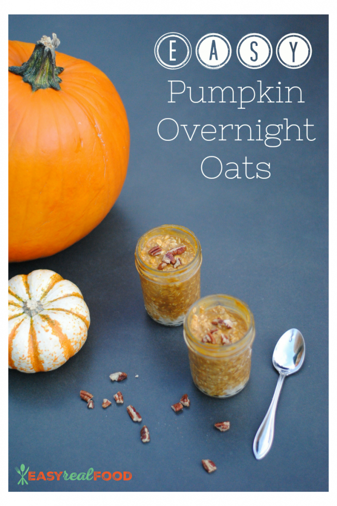 What to do with leftover pumpkin? Put it in these easy pumpkin overnight oats!