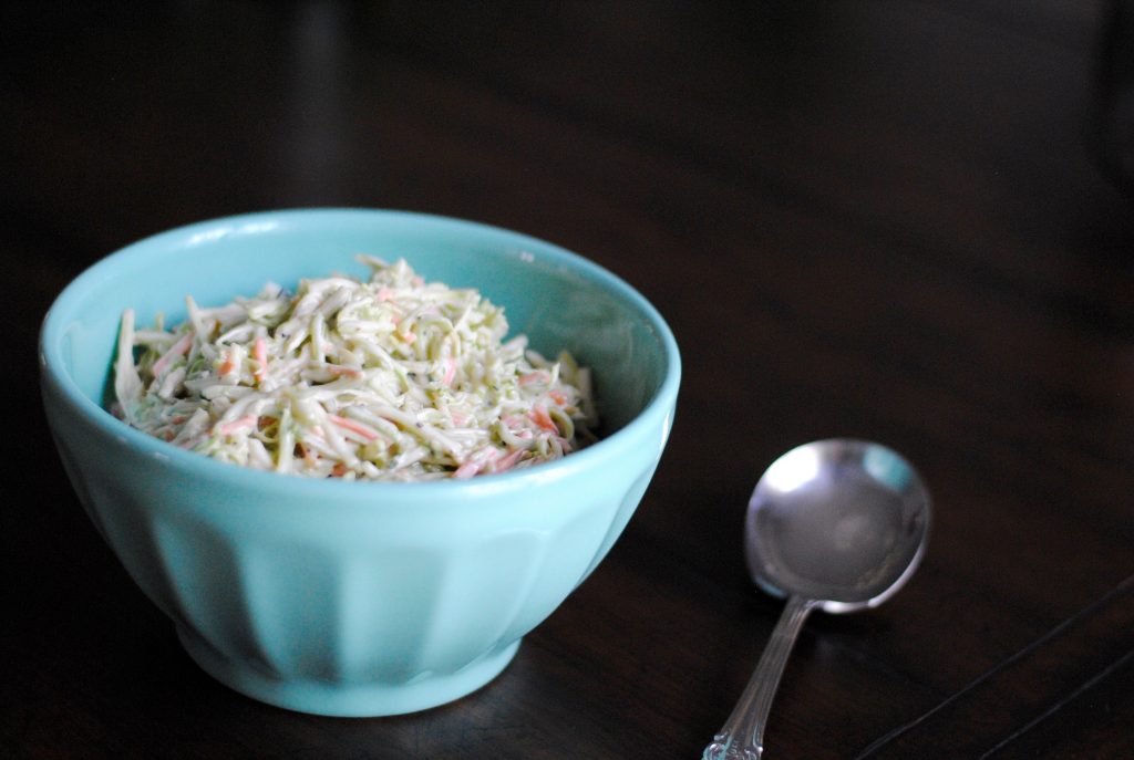 Easy and healthy coleslaw that's refined sugar free