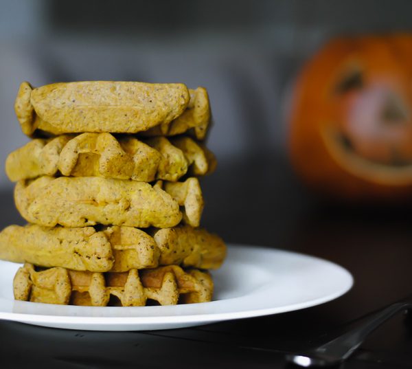 Fluffy Grain-Free Pumpkin Waffles