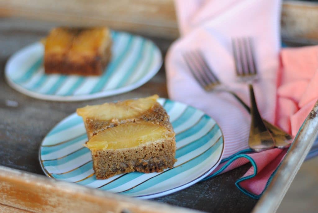 Gluten Free Pineapple Upside Down Cake Recips - Easyrealfood.com #glutenfree #healthydessert #simplemills