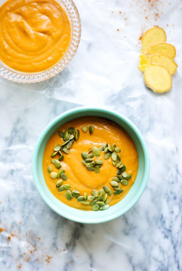Instant Pot Carrot Soup - #vegan #vegetarian