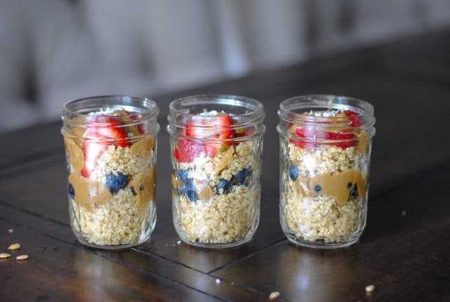 Make ahead chocolate quinoa breakfast porridge jars