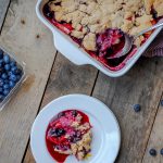 paleo berry cobbler - a tasty grain-free cobbler that's vegan and paleo, too.