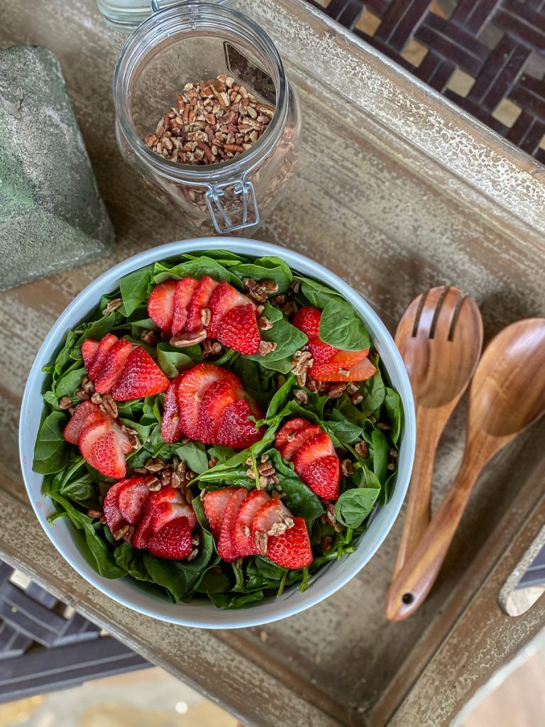 Simple spinach strawberry salad