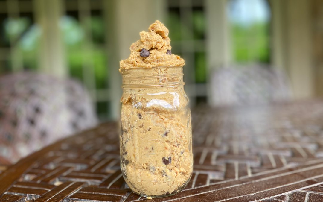 Healthy Vegan Cookie Dough (with Chickpeas)