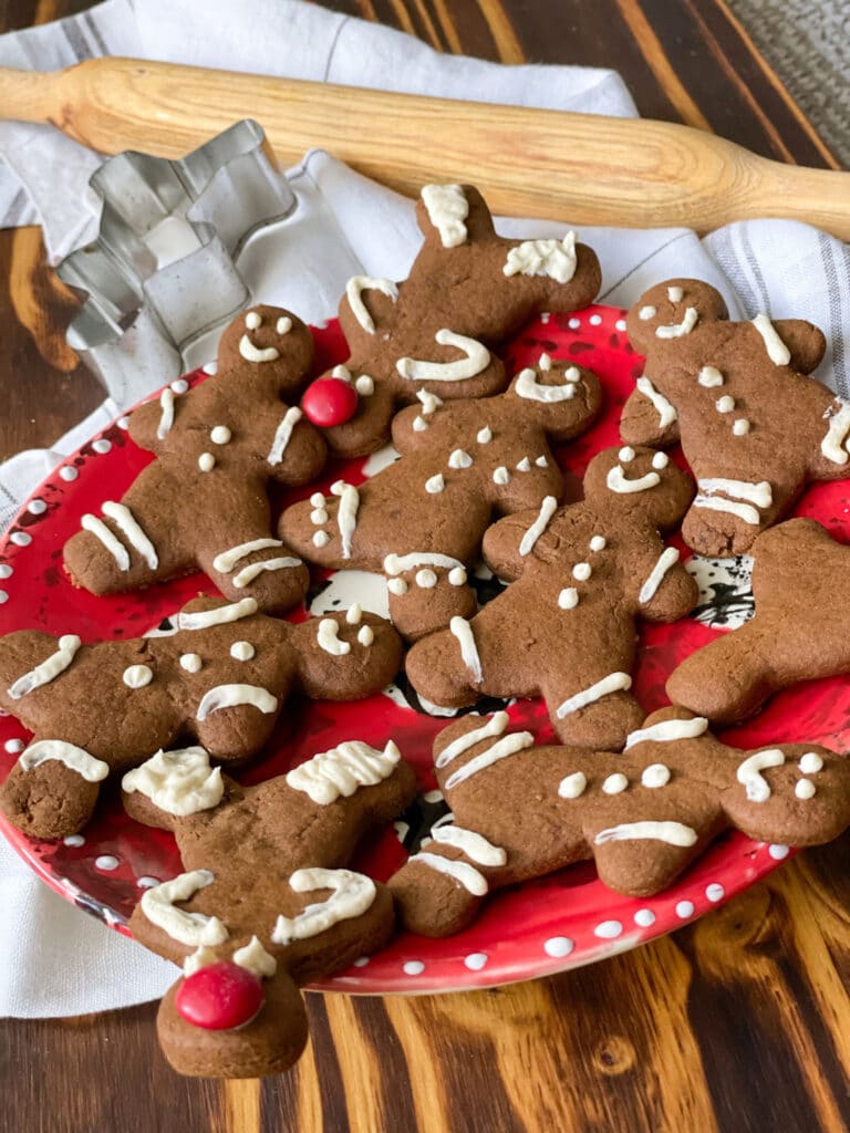 Fully decorated easy gluten free gingerbread cookies