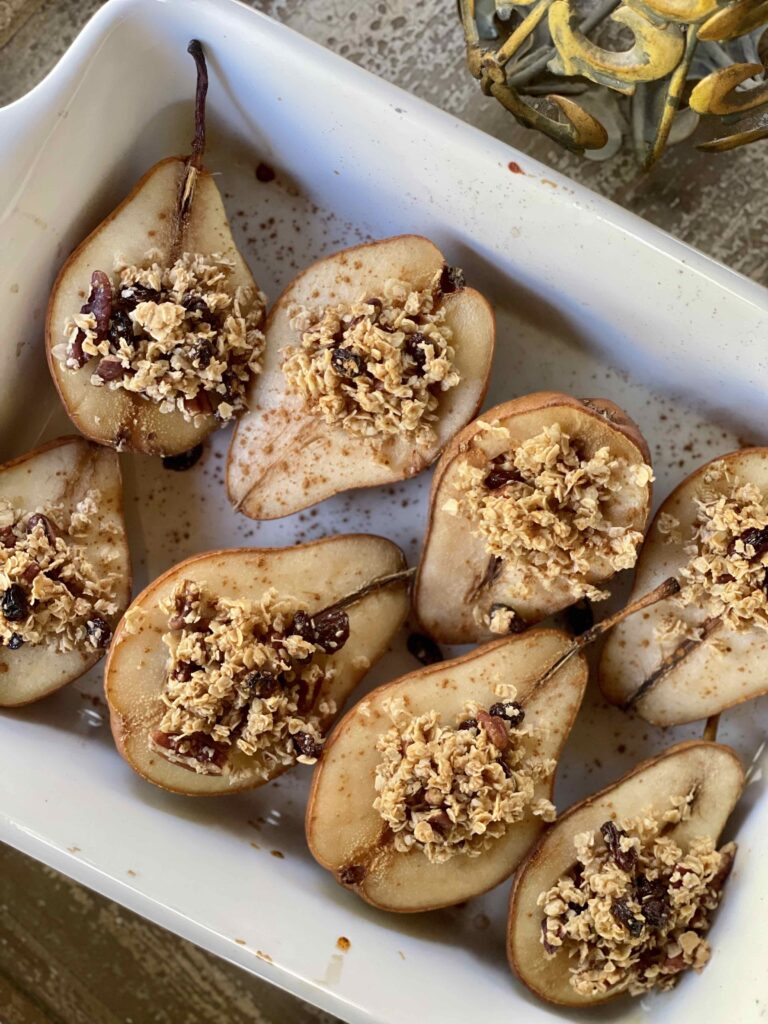 healthy baked pears with a gluten free filling - healthy dessert